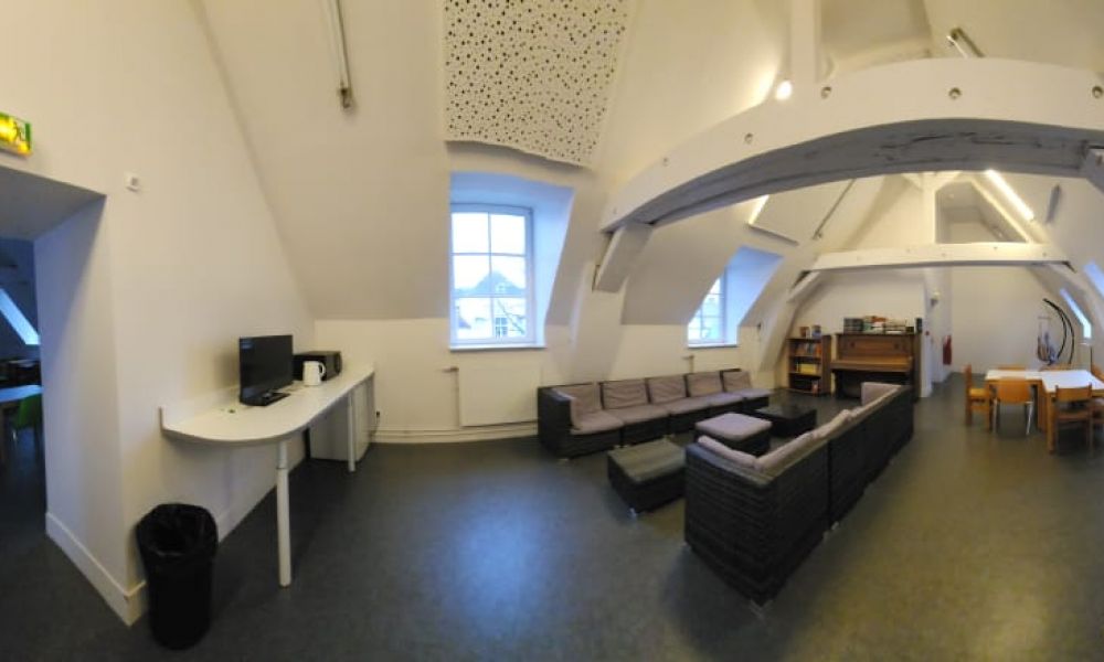 NDIHS - leisure room